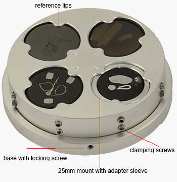 EM-Tec R4 reference holder for four metallographic mounts